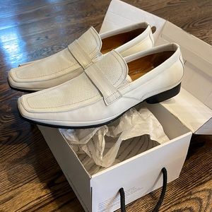 Aldo Brand New white loafers